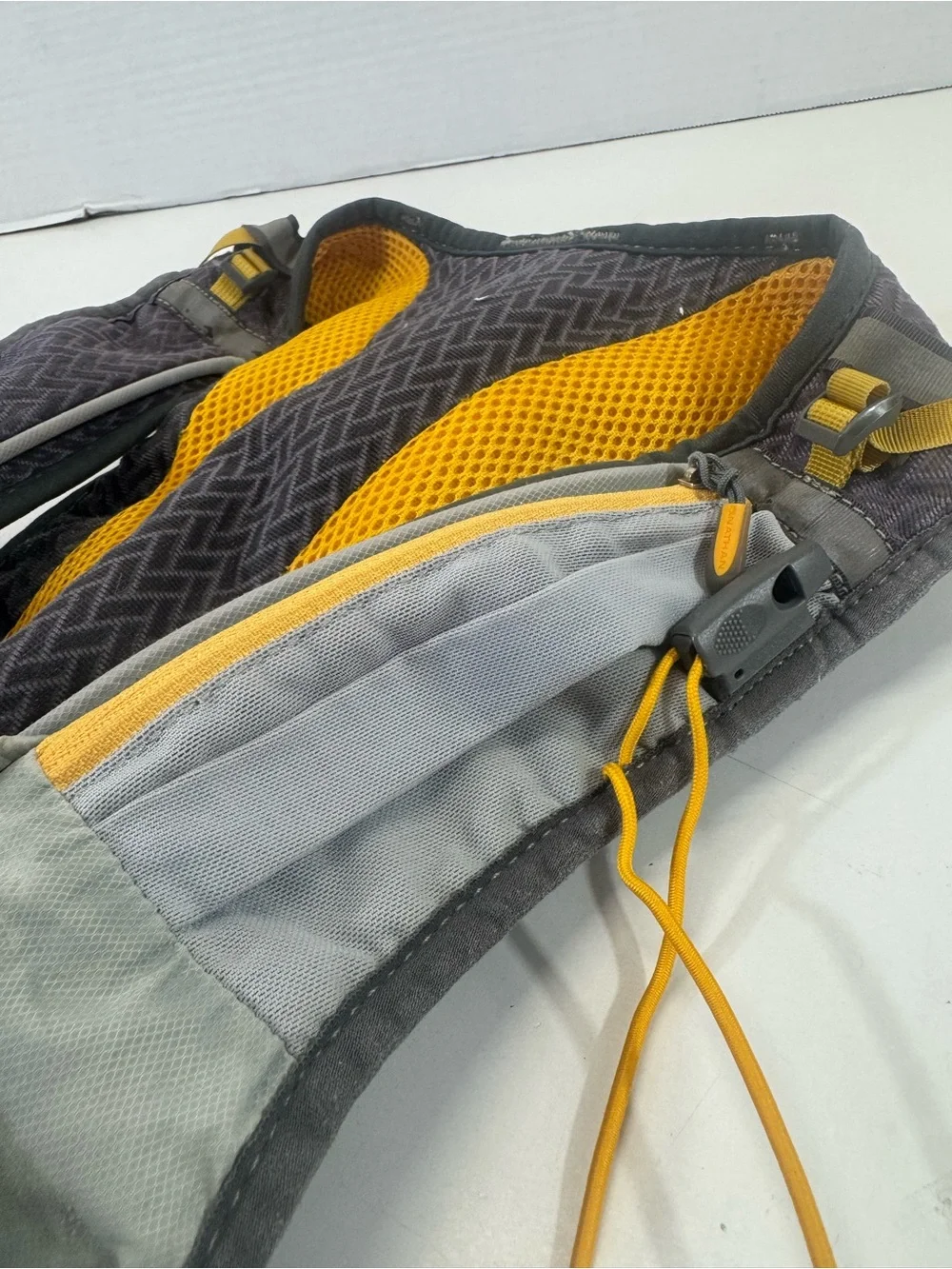 Nathan ultra light vapor air  Men's Running hydration Vest Backpack